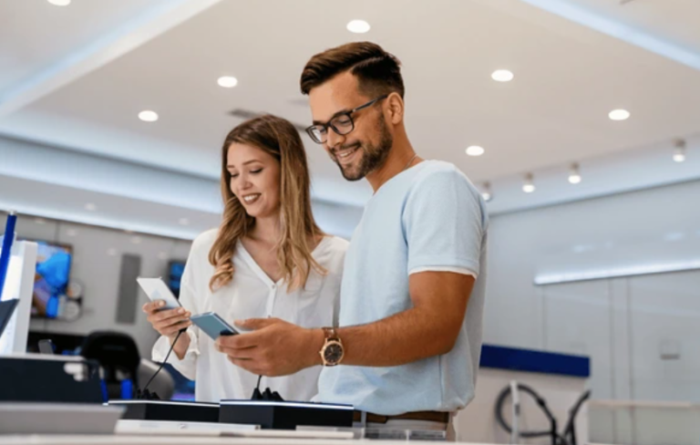 5 Reasons To Use Management Software For Your Cellphone Shop