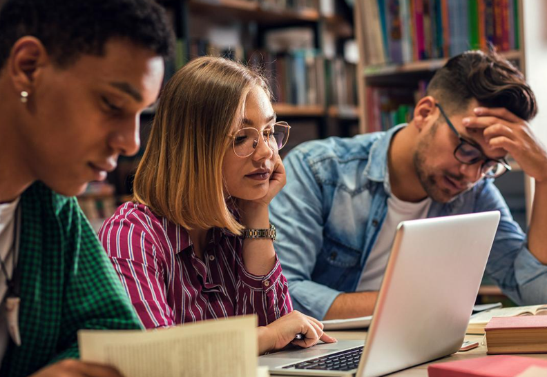 Benefits of Pursuing a Master’s Degree in Singapore